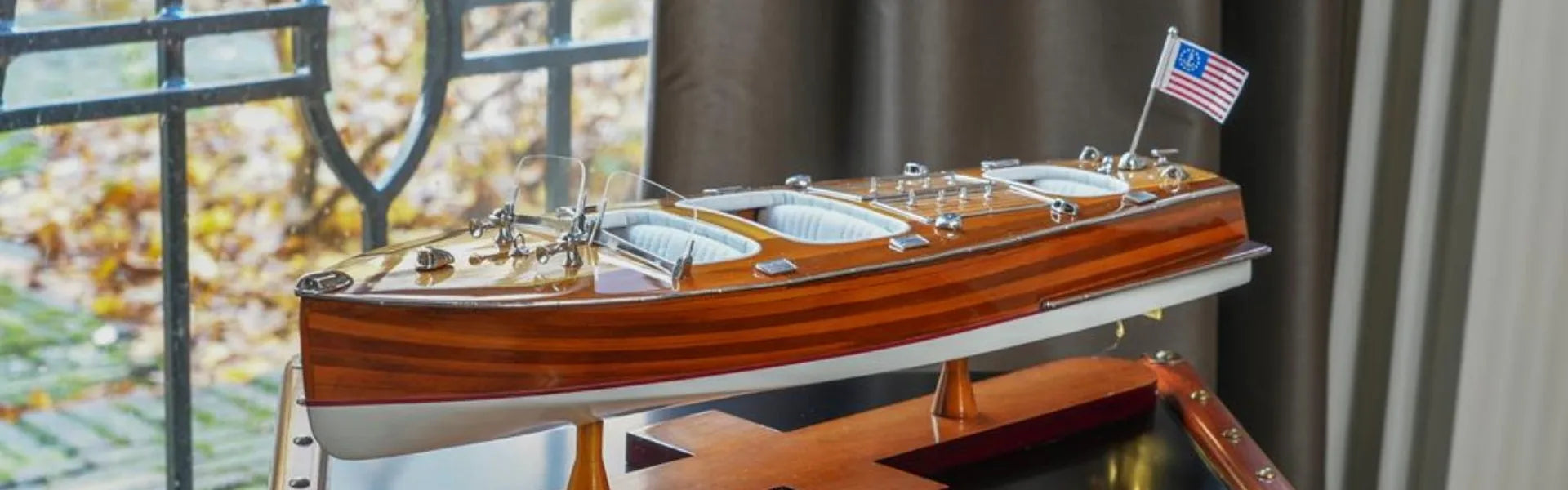 Baner kolekcji Morski Klimat Authentic Models – eleganckie dekoracje marynistyczne, modele żaglowców i dodatki w stylu żeglarskim